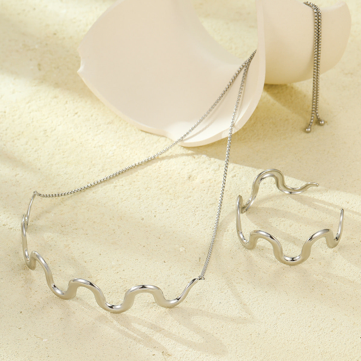 S Chocker