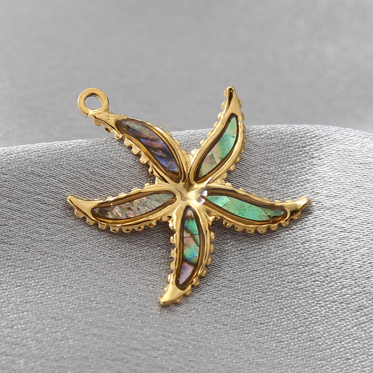Estrella Charm