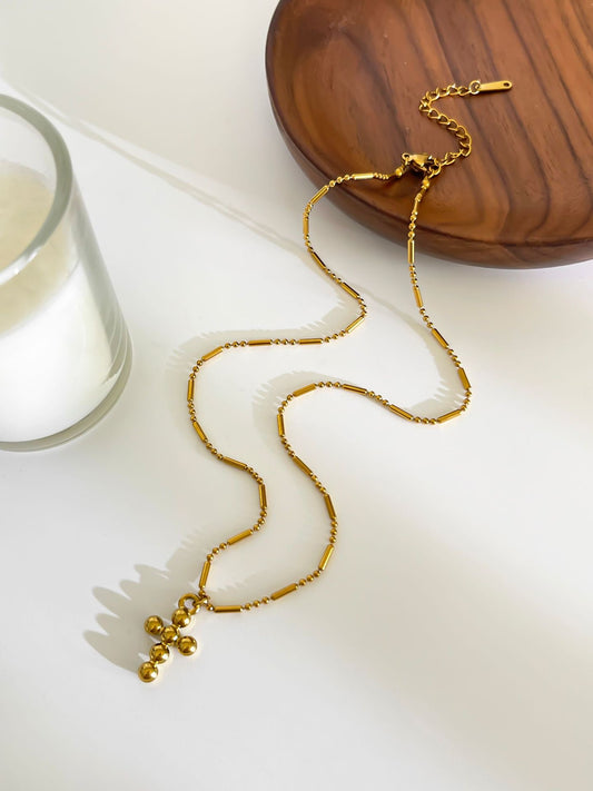 Cruz Necklace