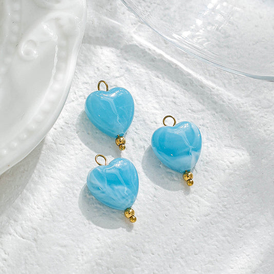 Corazón de Agua Charm