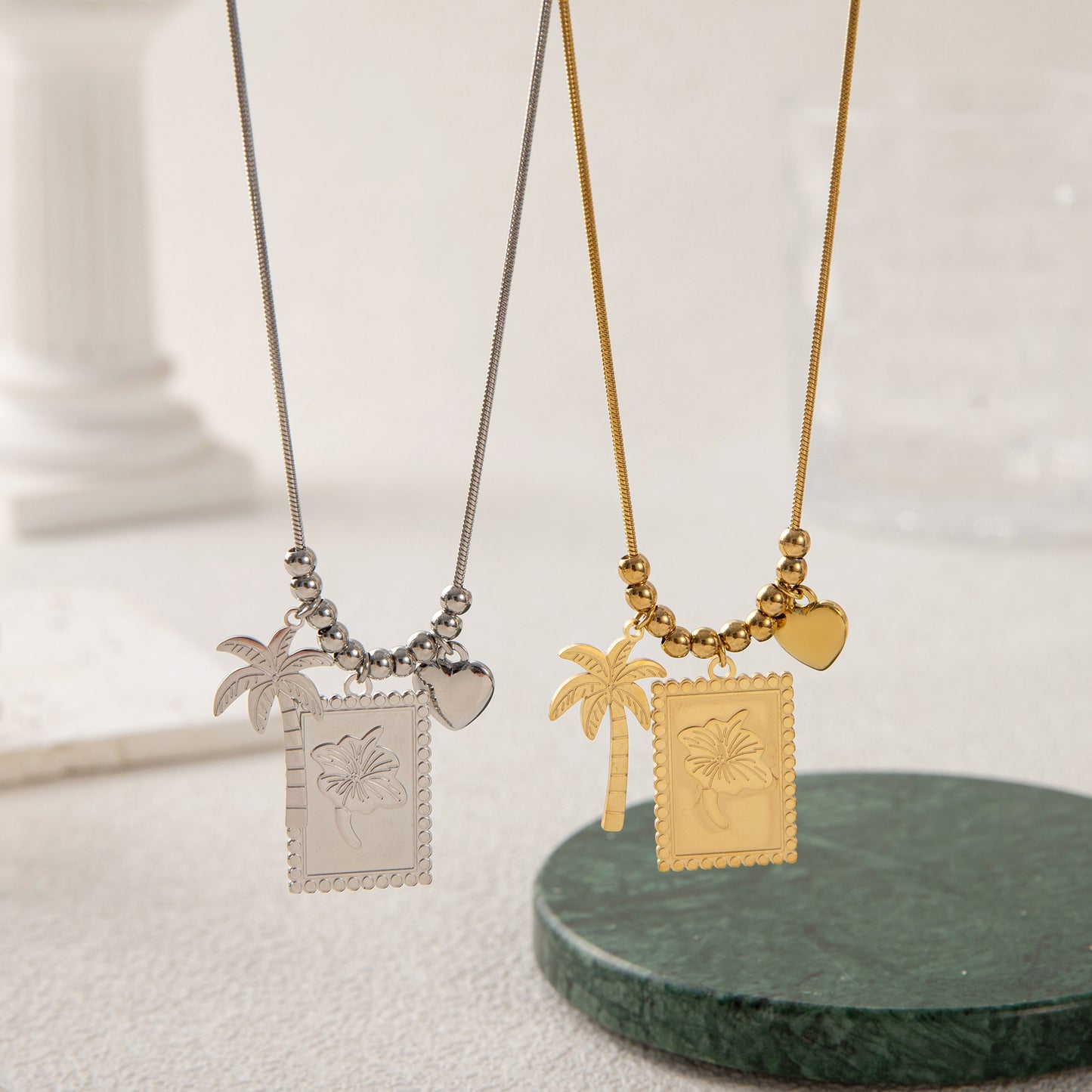 Tropicoqueta Necklace